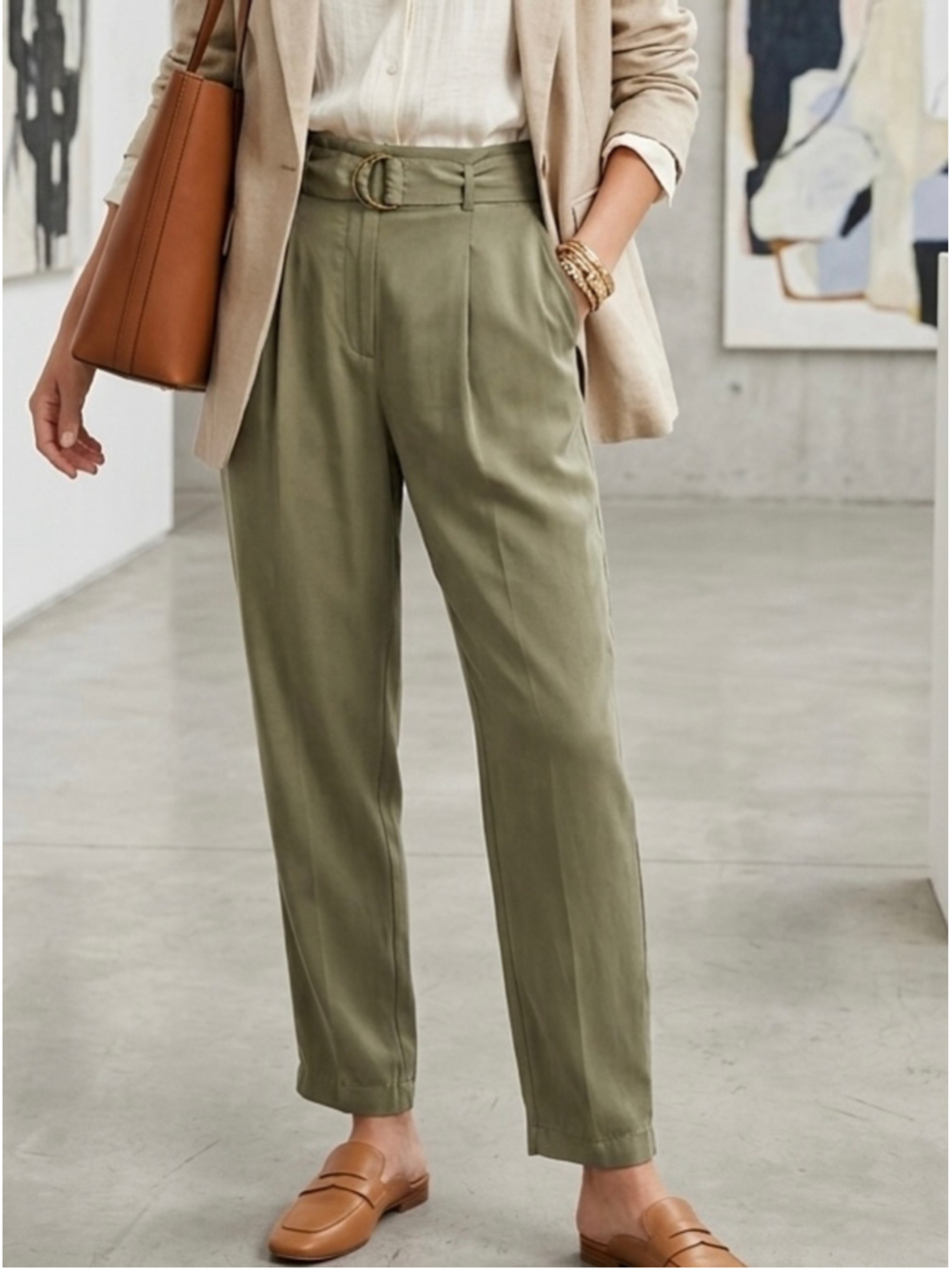 Women's Tahari Olive Green Lyocell Belted Trousers Size 8. 1917